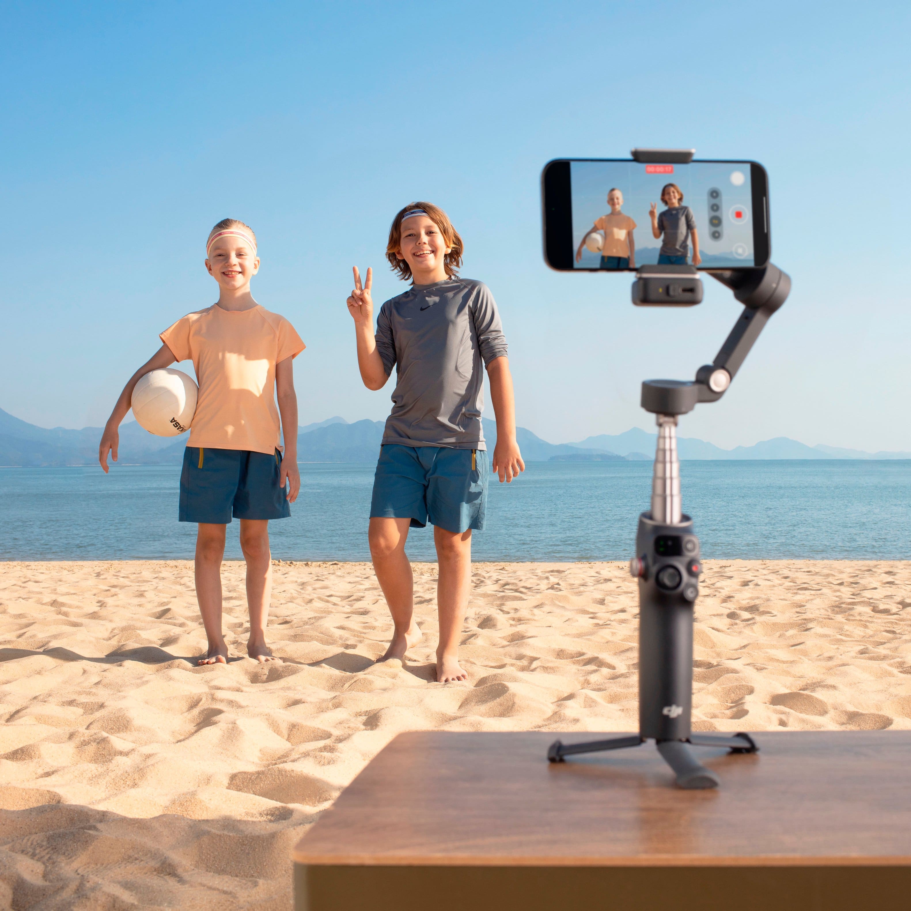 DJI - Osmo Mobile 7P Smartphone 3-Axis Gimbal Stabilizer - Gray - Image 12