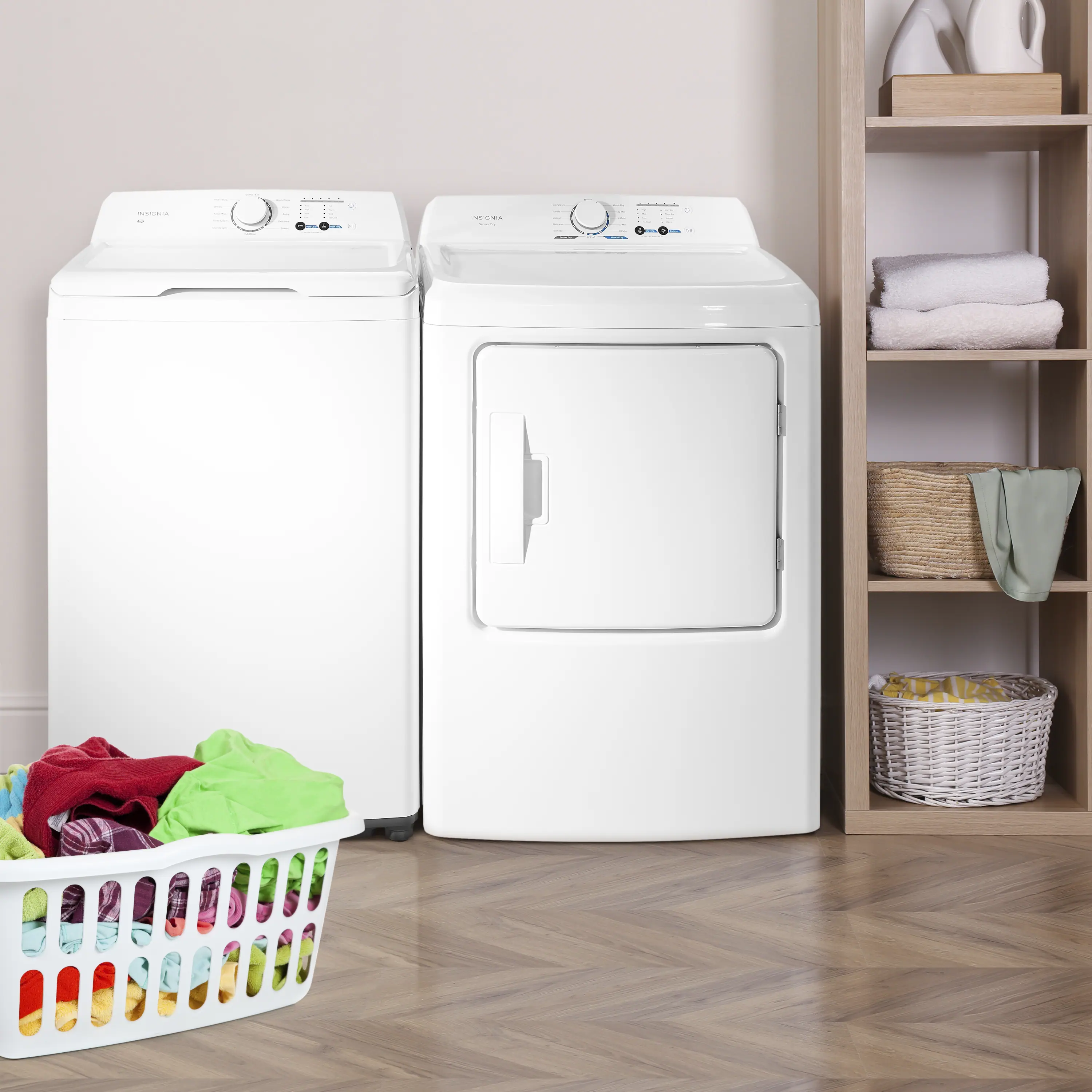 Insignia™ - 6.7 Cu. Ft. Electric Dryer with Sensor Dry - White - Image 2