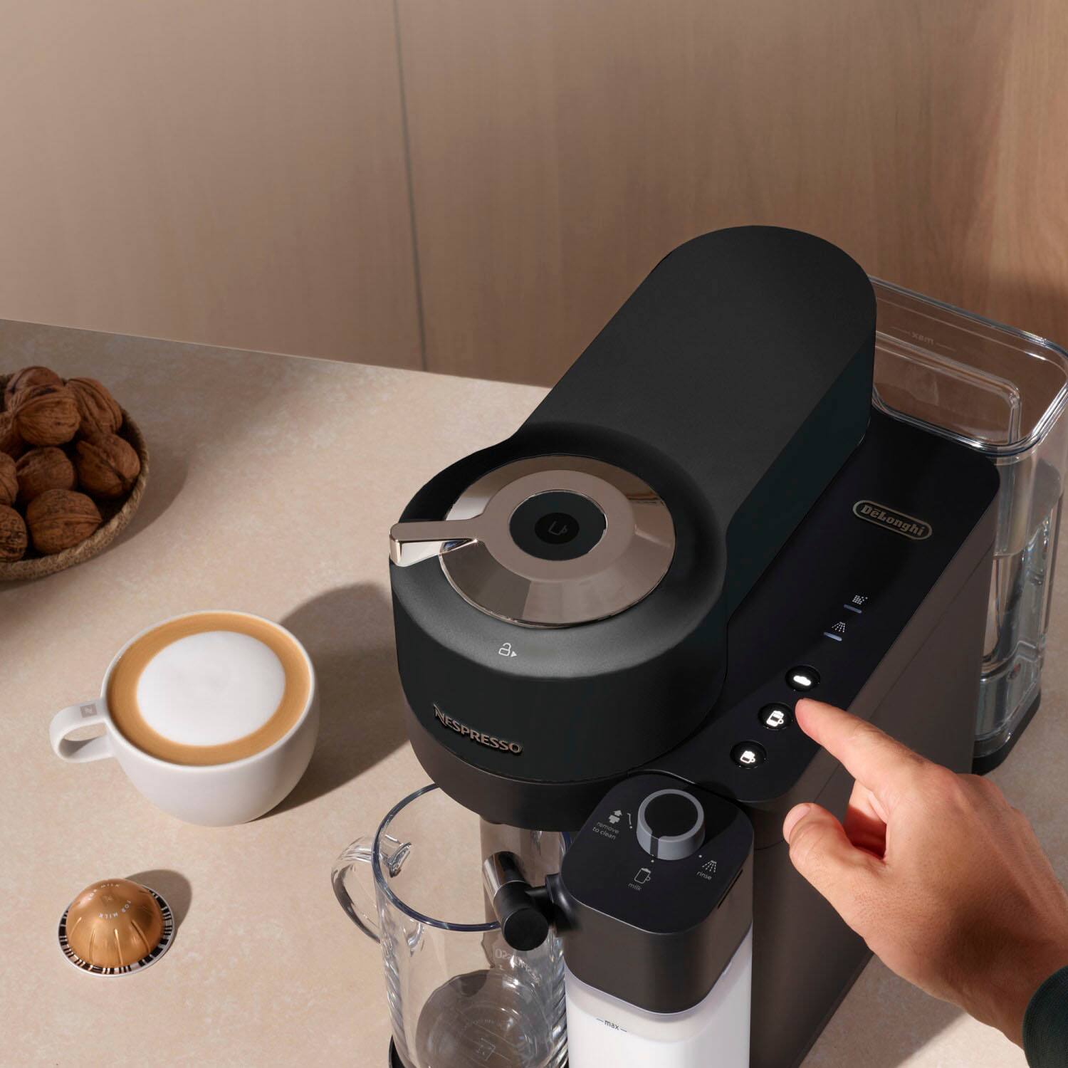 Nespresso - Vertuo Lattissima by De'Longhi - Black - Image 3