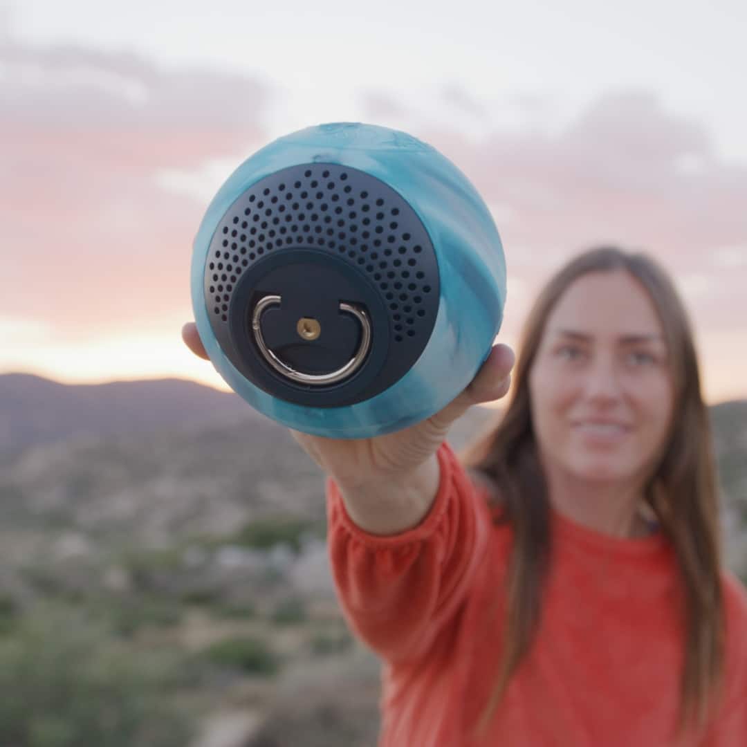 Speaqua - Barnacle X Portable Waterproof Bluetooth Speaker with Built in Storage (2,000 songs) - Manta Ray Black - Image 13