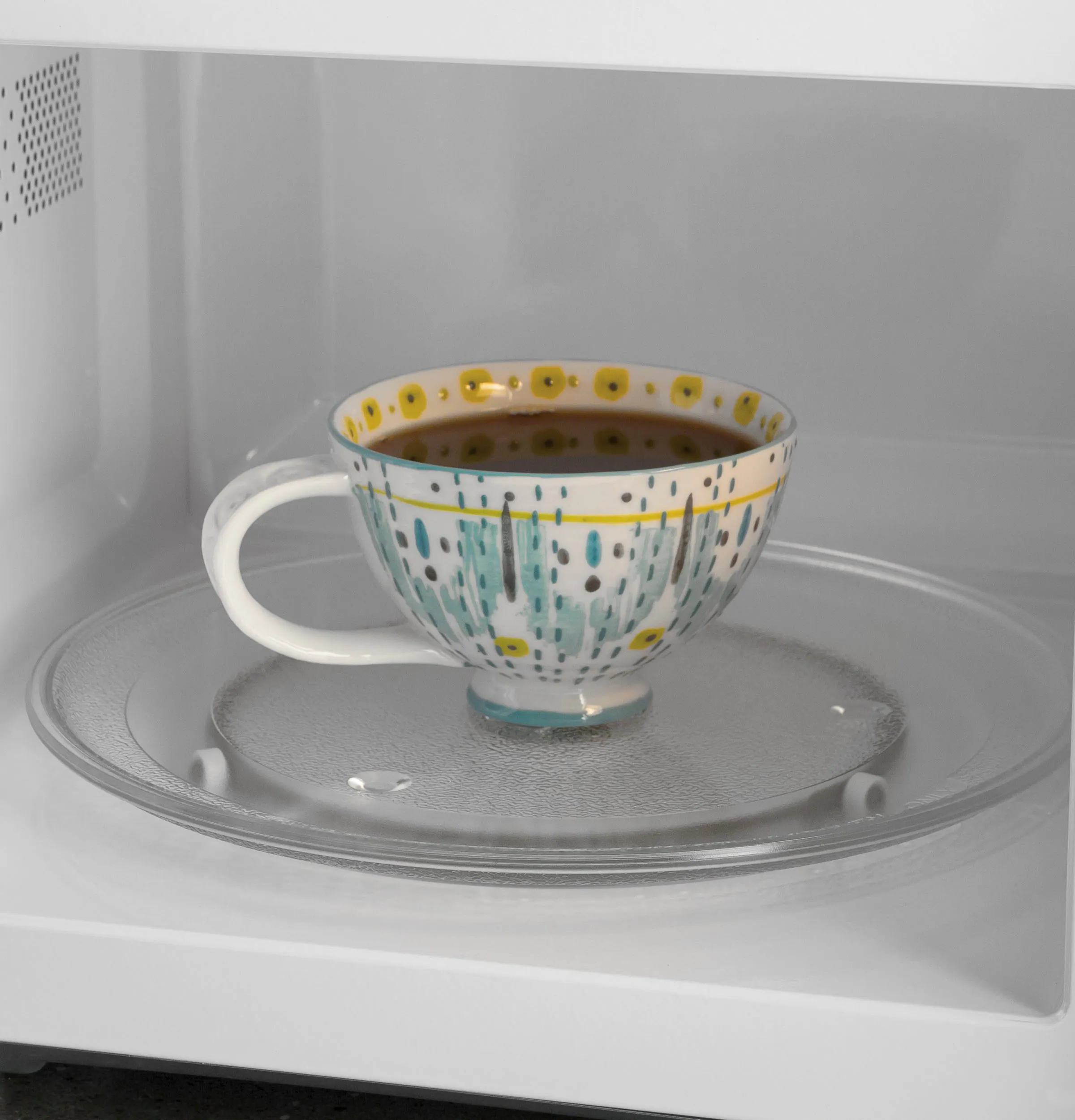 GE - 0.9 Cu. Ft. Countertop Microwave with Scan-to-Cook Technology - Stainless Steel - Image 11