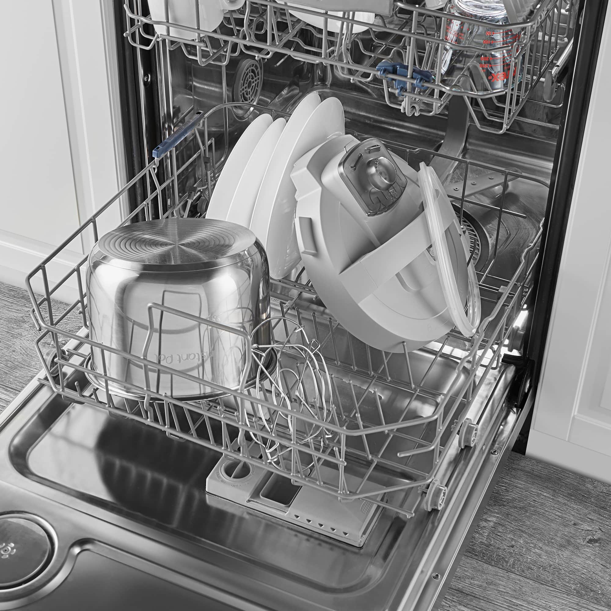 Instant Pot - 6QT Duo Plus Multi-Use Pressure Cooker with Whisper-Quiet Steam Release - Gray - Image 6