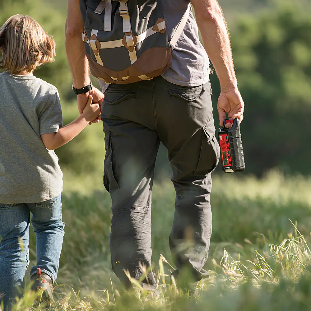 Midland - E+READY Emergency Crank Weather Alert Radio - Black / Red - Image 9