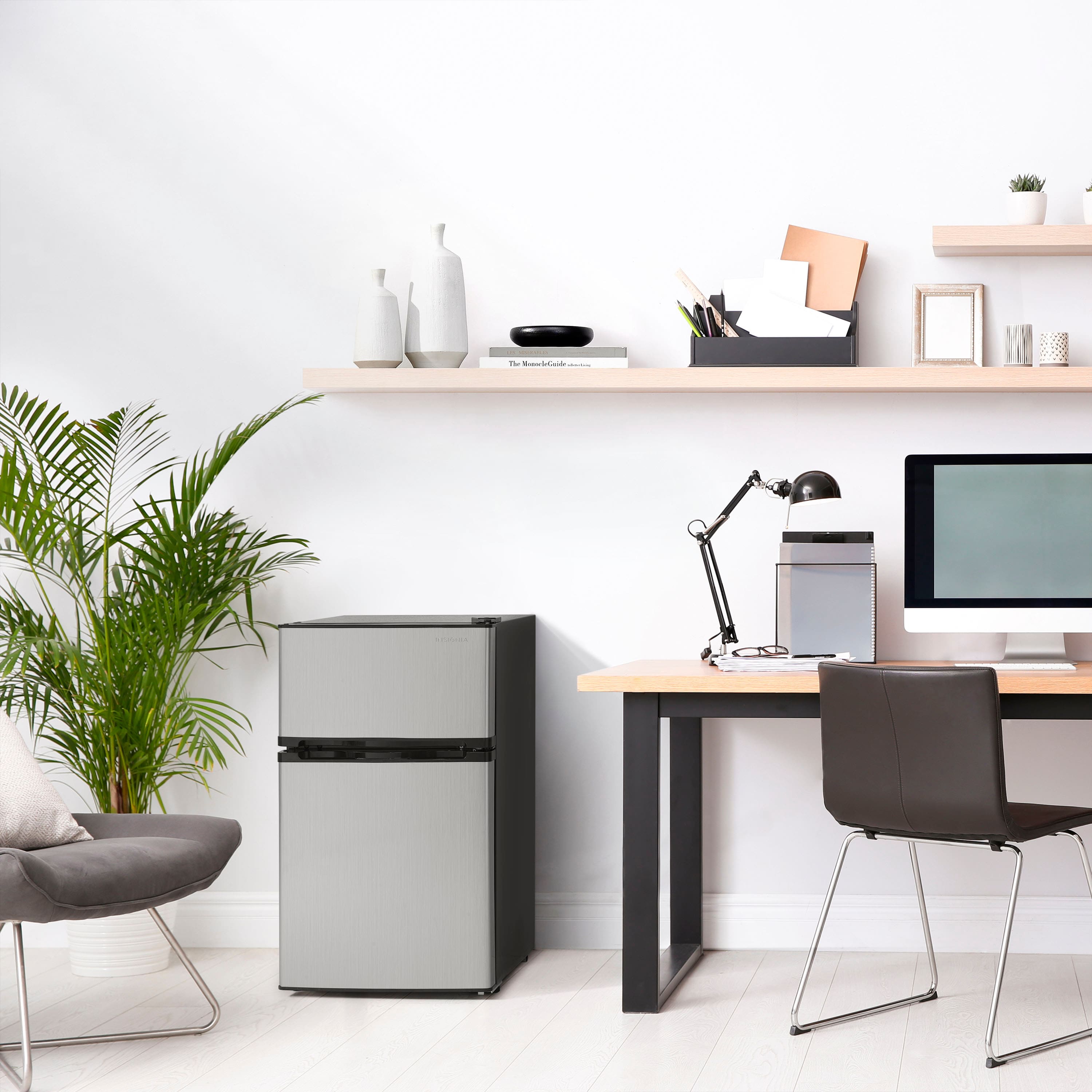 Insignia™ - 3.0 Cu. Ft. Mini Fridge with Top Freezer and ENERGY STAR Certification - Stainless steel - Image 5