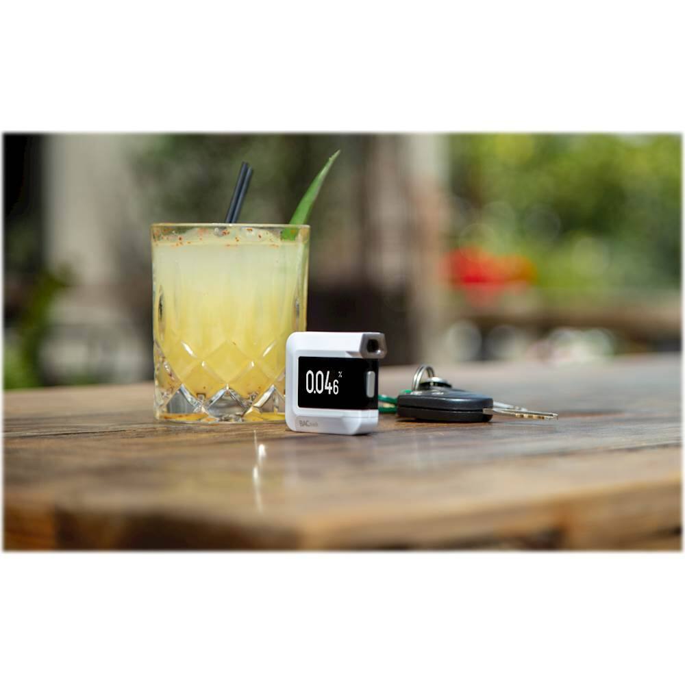 BACtrack - C8 Personal Breathalyzer - White/Black/Blue - Image 8