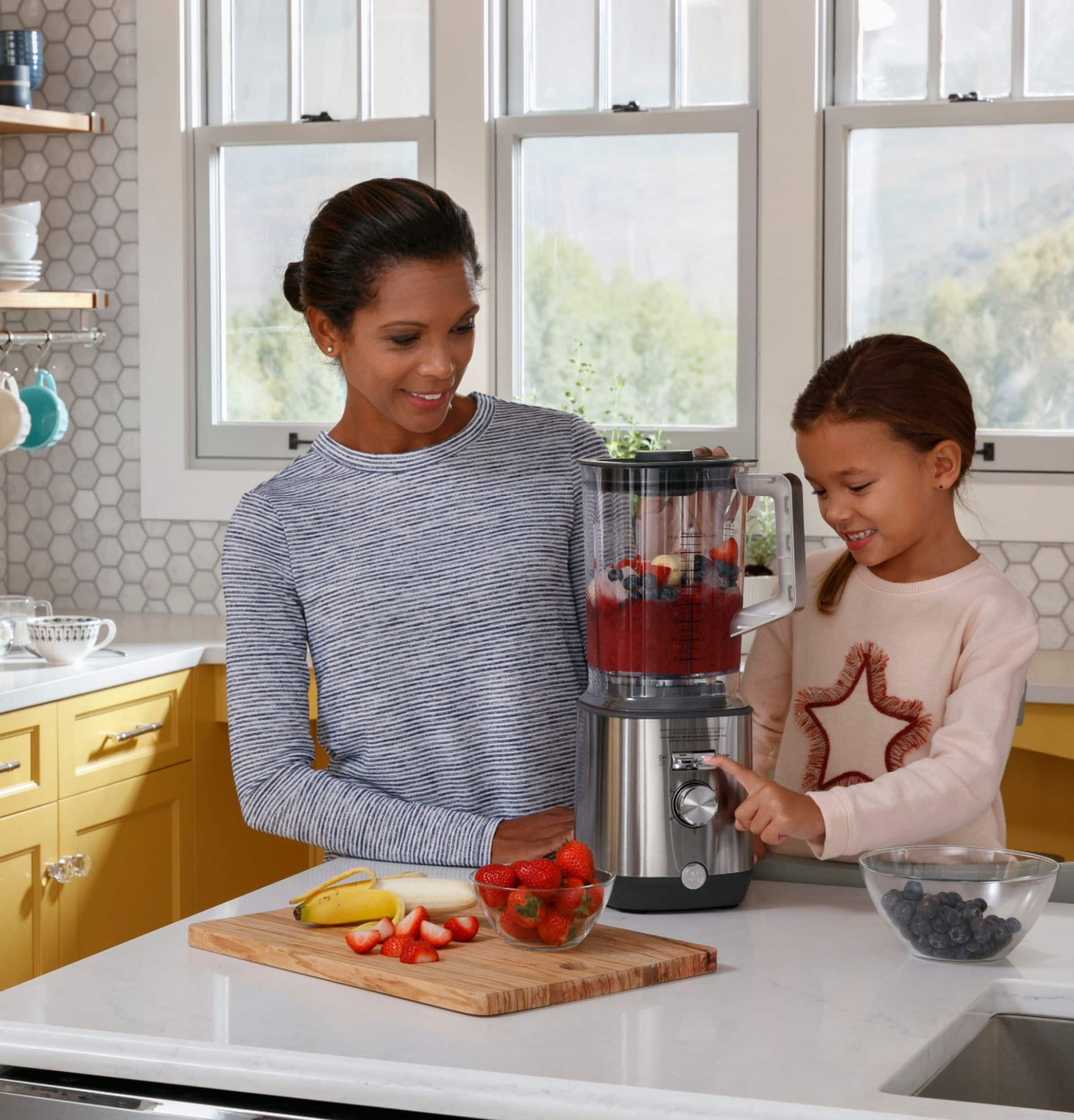 GE - 5-Speed 64-Oz. Blender with Blender Cups - Stainless Steel - Image 26