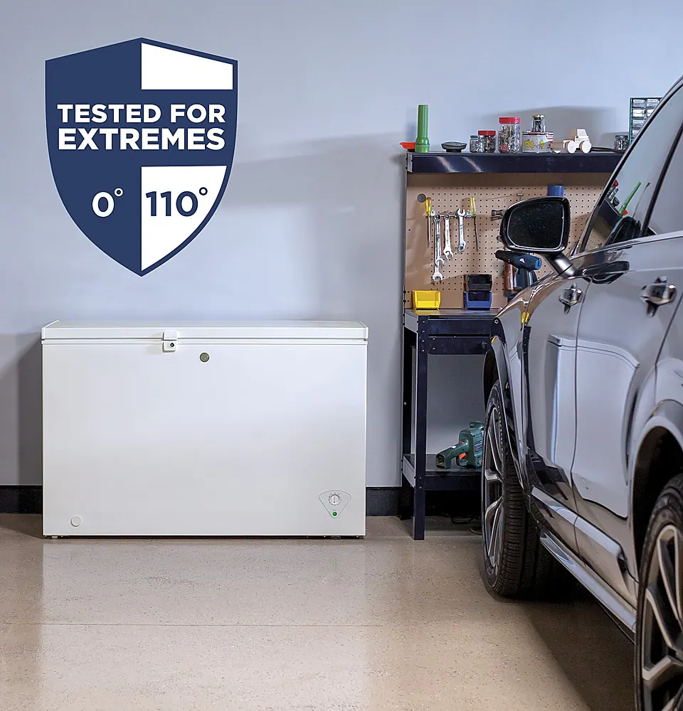 GE - 7.0 Cu. Ft. Garage-Ready Chest Freezer - White - Image 5