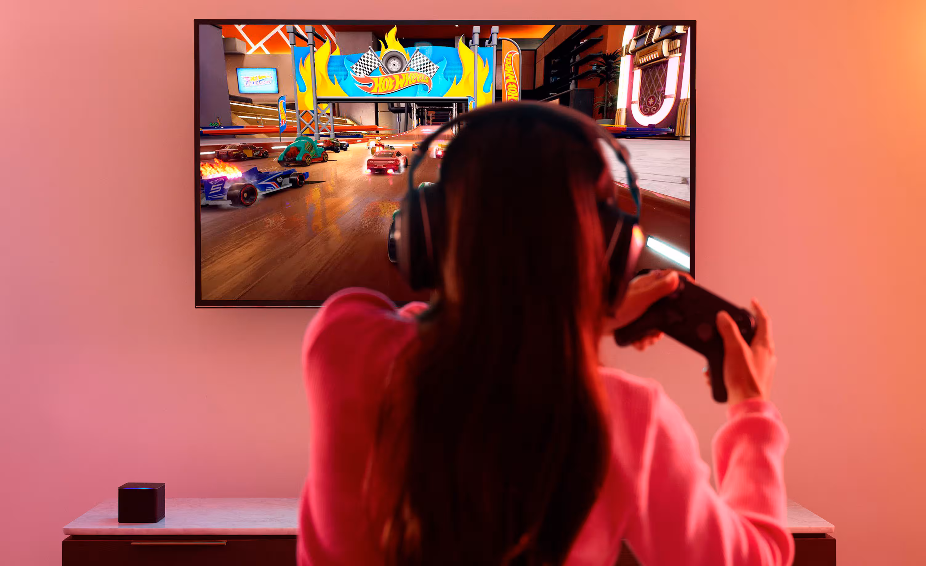 Amazon - Fire TV Cube 3rd Gen Streaming Media Player with 4K Ultra HD Wi-Fi 6E and Alexa Voice Remote - Black - Image 5