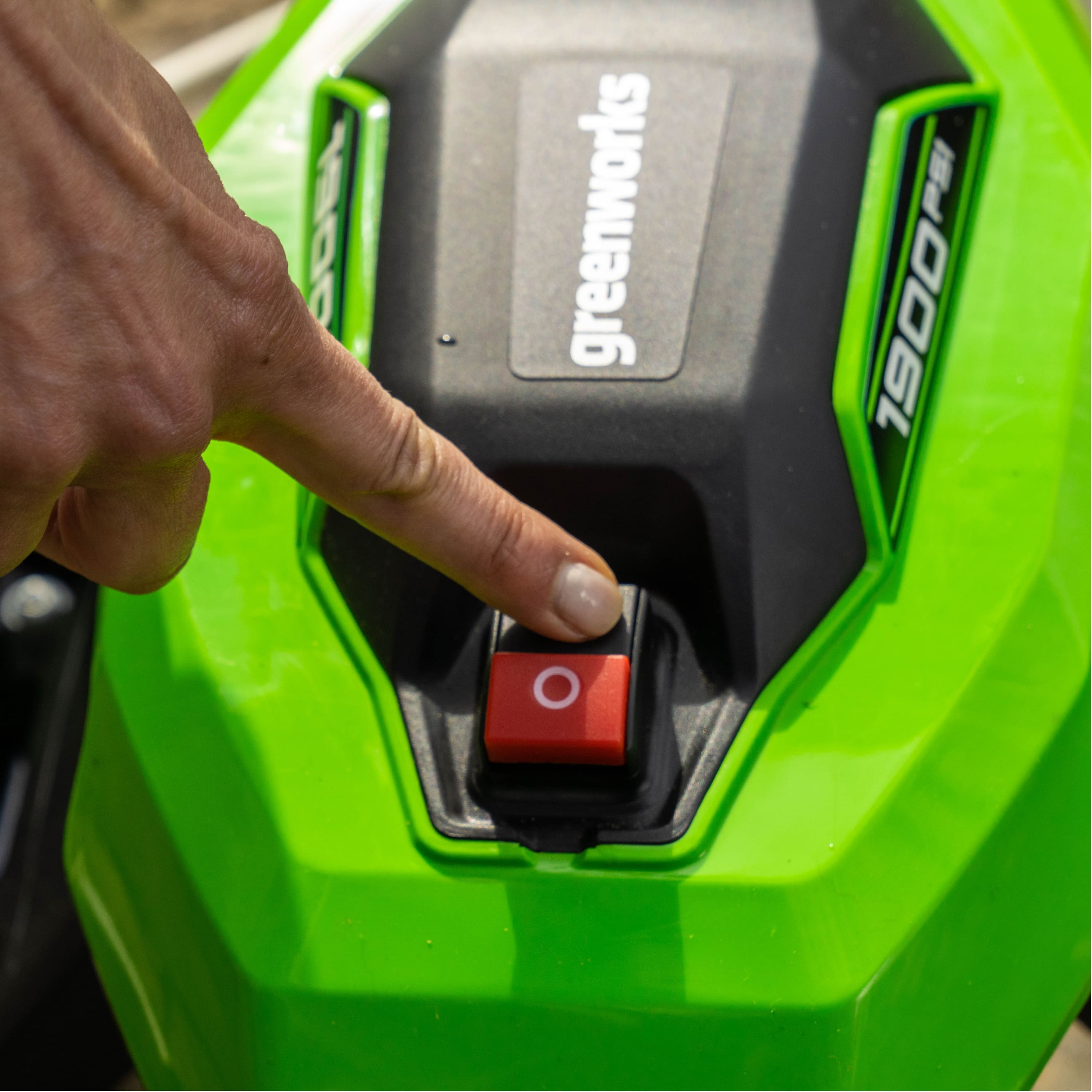 Greenworks - Electric Pressure Washer up to 1900 PSI at 1.2 GPM - Green - Image 4