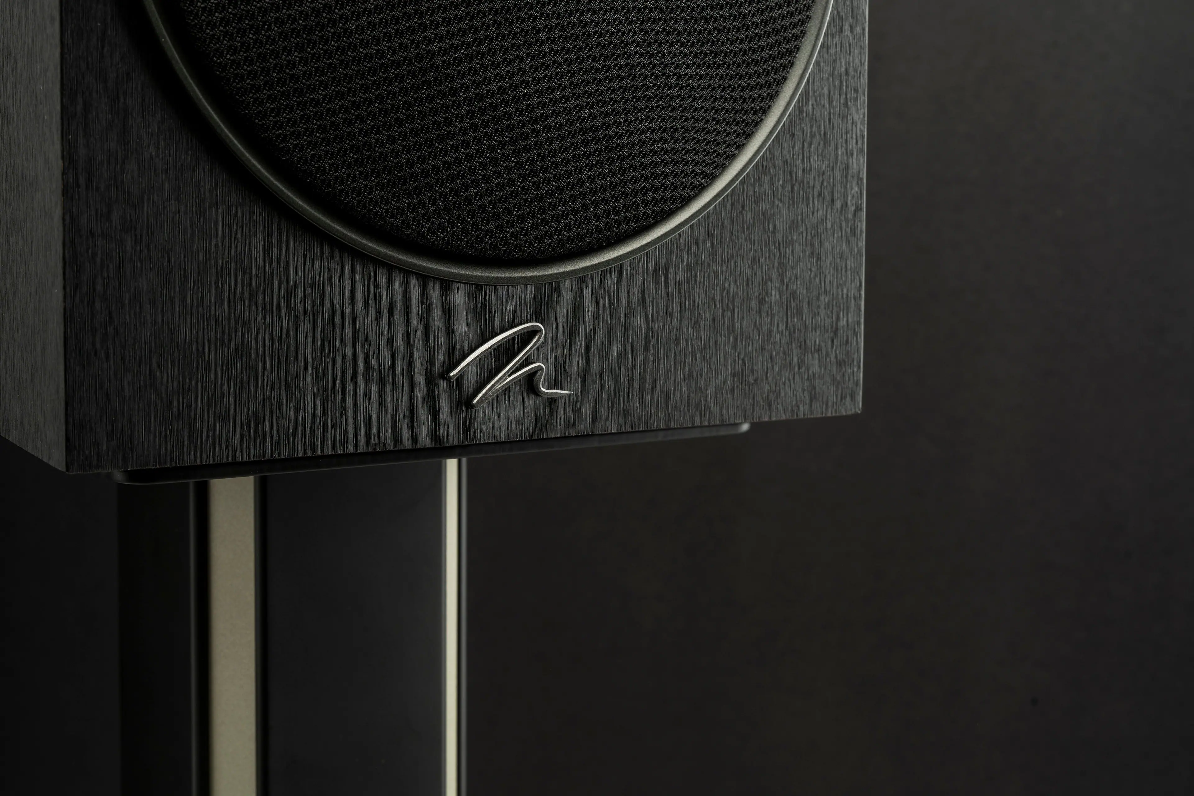 MartinLogan - Motion Foundation B1 2-Way Bookshelf Speaker with 5.5” Midbass Driver (Each) - Black - Image 10