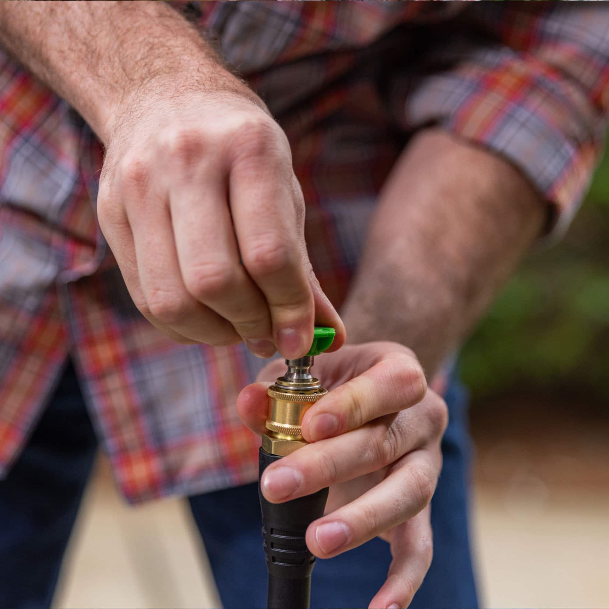 Greenworks - 1900 PSI 1.2 GPM Electric Pressure Washer Combo Kit - Green - Image 9