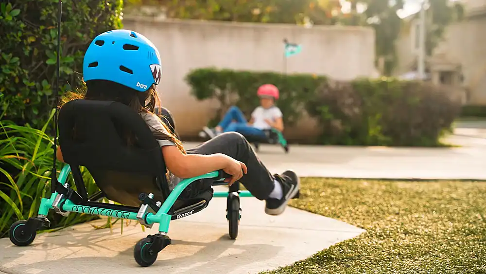 Razor - Crazy Cart Shuffle Self-Propelled Go-Kart - Image 14