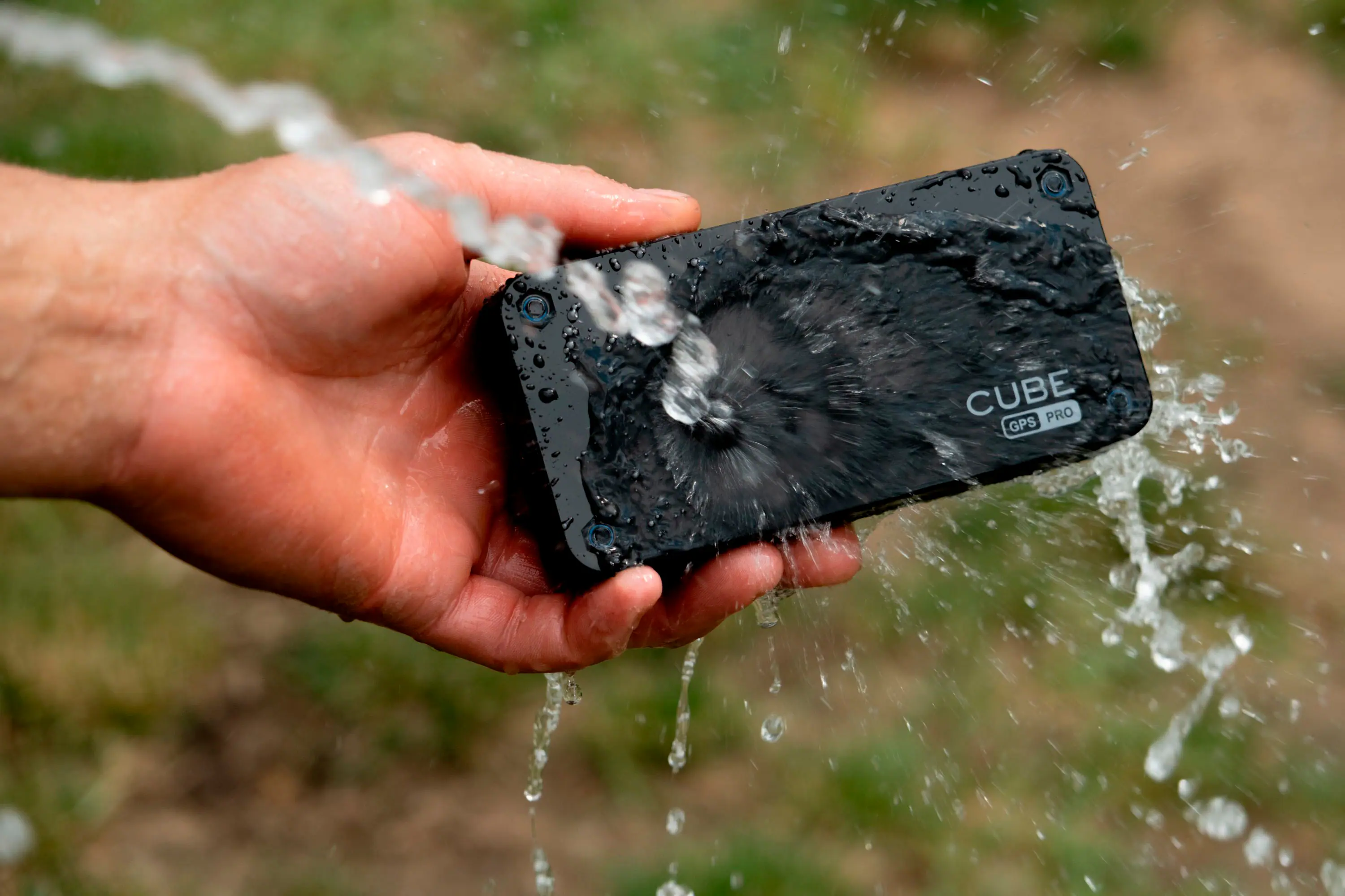 Cube - GPS Vehicle Tracker with magnetic base and one year rechargeable battery - Black - Image 22