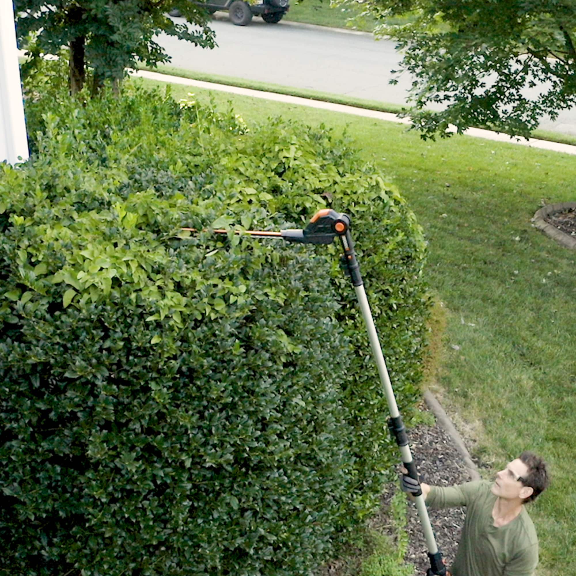 WORX - 20V Power Share Cordless 20V 20" 2-in-1 Hedge Trimmer - Black - Image 7